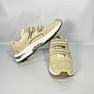 Vionic 23 Walker Suede Shoes Women's Cream Padded Workout and Walking Size 8